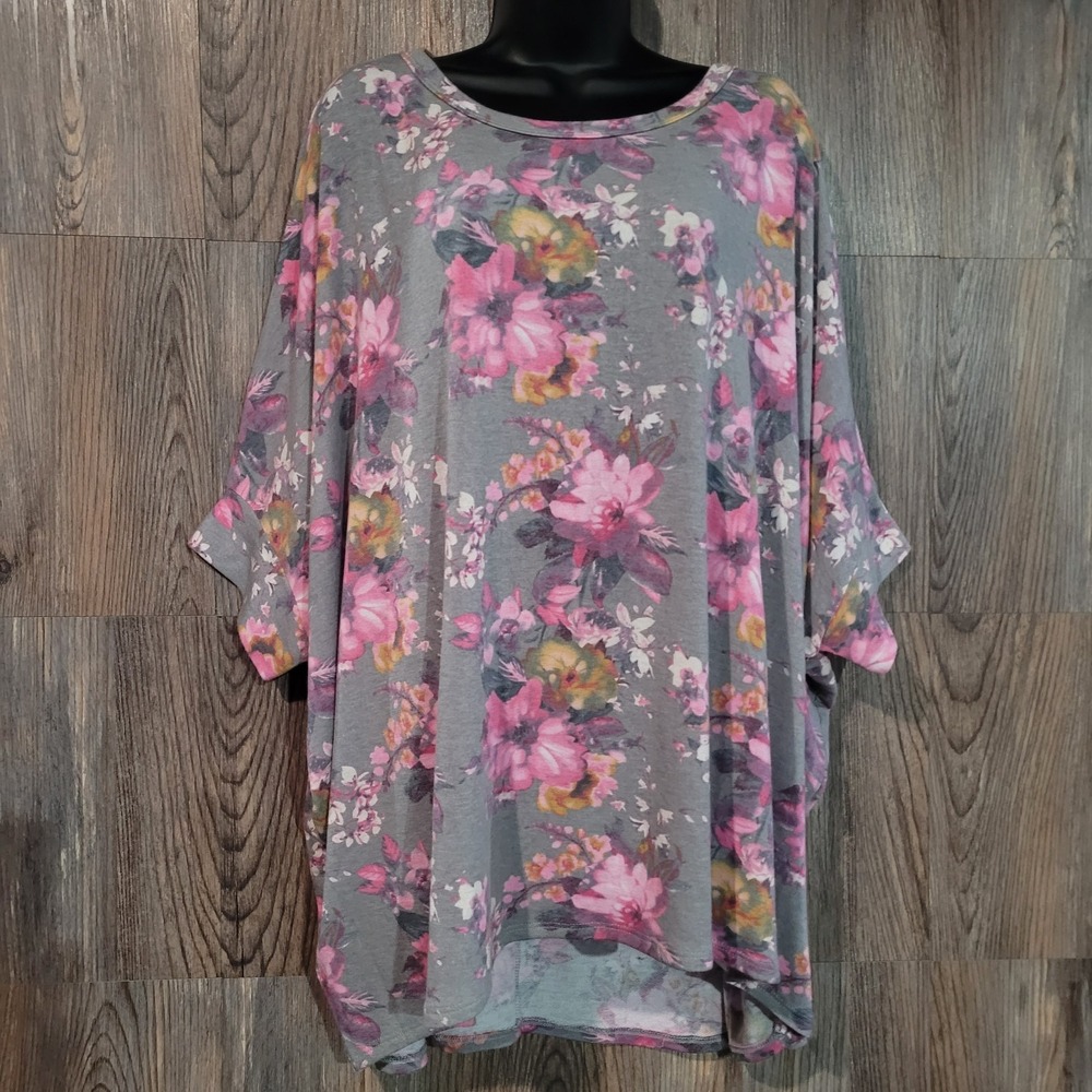 Dear Scarlett Oversize Knit Top 2X Gray/Pink Floral Dolman Sleeve Stretch Soft
